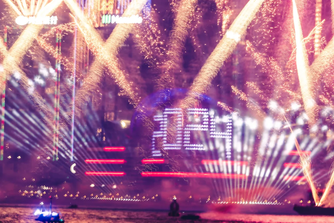 Hong Kong 2024 New Year Fireworks
